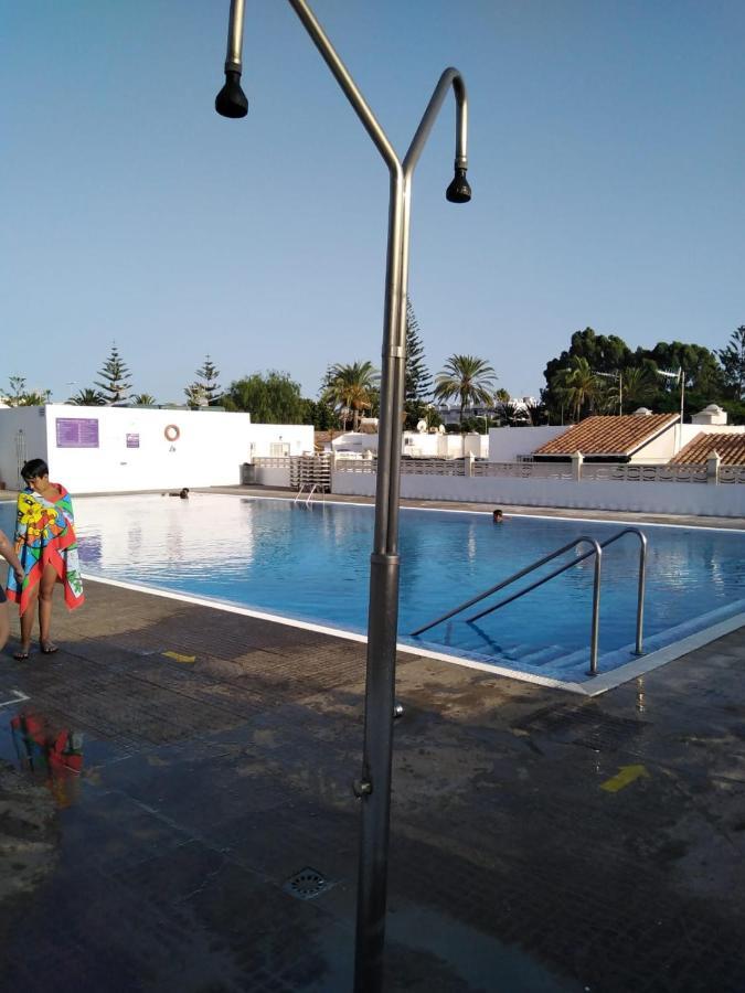 House Lilu - Luminoso Monolocale Apartment Arona  Luaran gambar