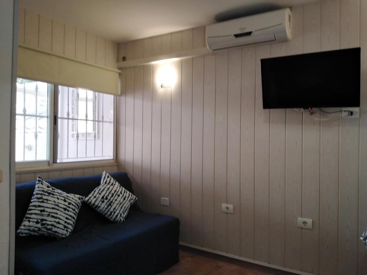 House Lilu - Luminoso Monolocale Apartment Arona  Luaran gambar